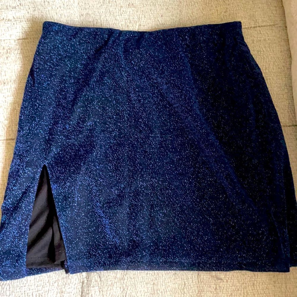 NWT Navy blue white fox mini skirt with sparkles